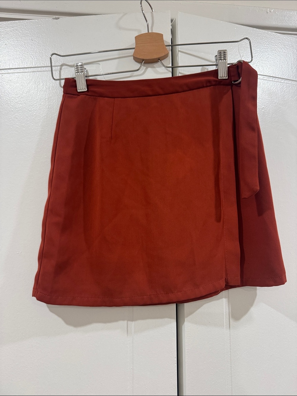 Women's Wrap Mini Skirt in Rust